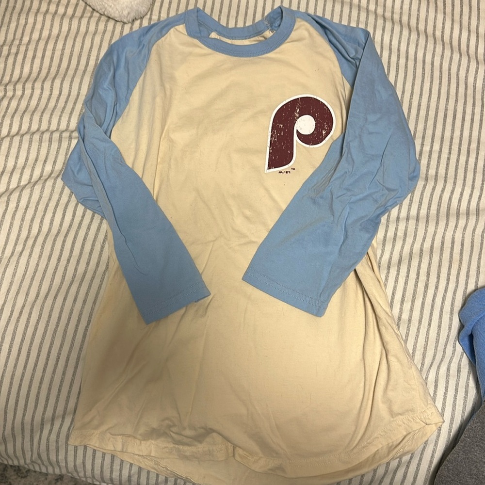 Phillies Harper 3/4 length sleeve tshirt
